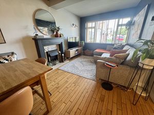 Open Plan Lounge- click for photo gallery